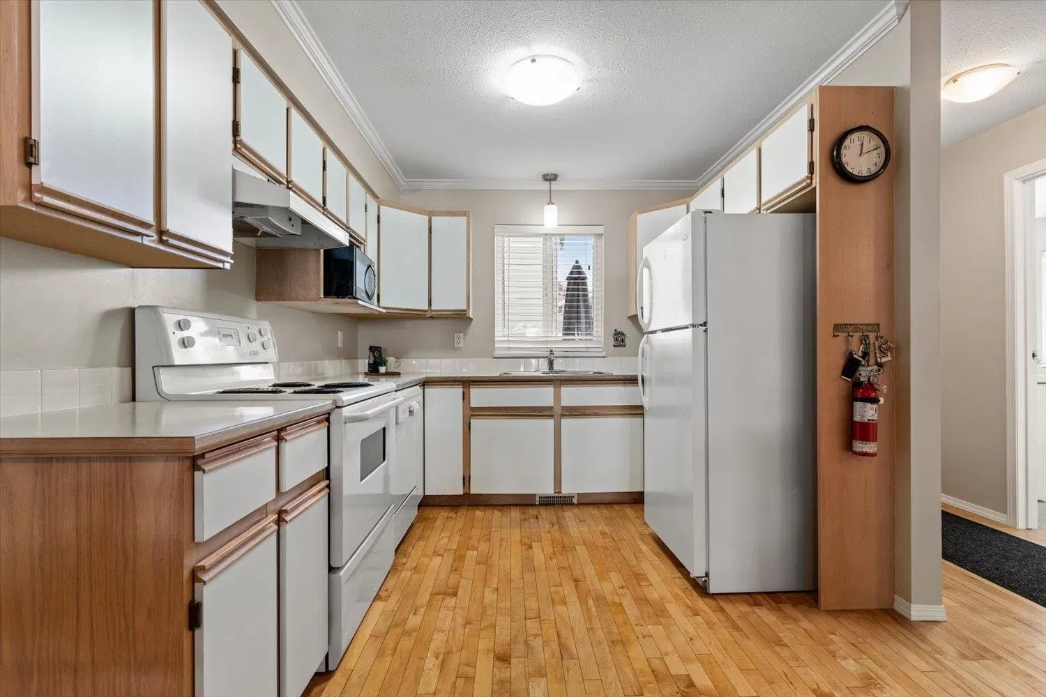 Photo 5 of 34 at #35 – 45435 Knight Road