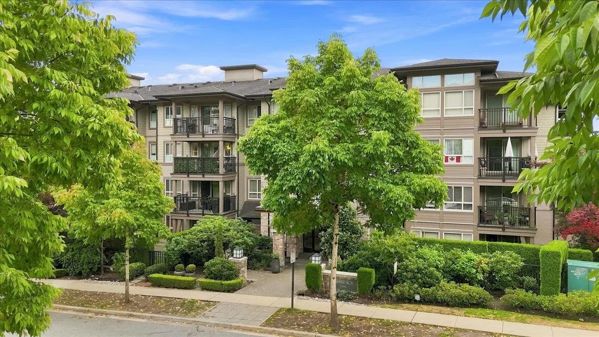 #312 – 3156 Dayanee Springs Boulevard