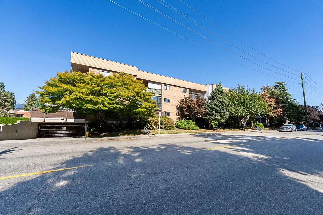 Photo 3 of 30 at #212 – 2245 Wilson Avenue