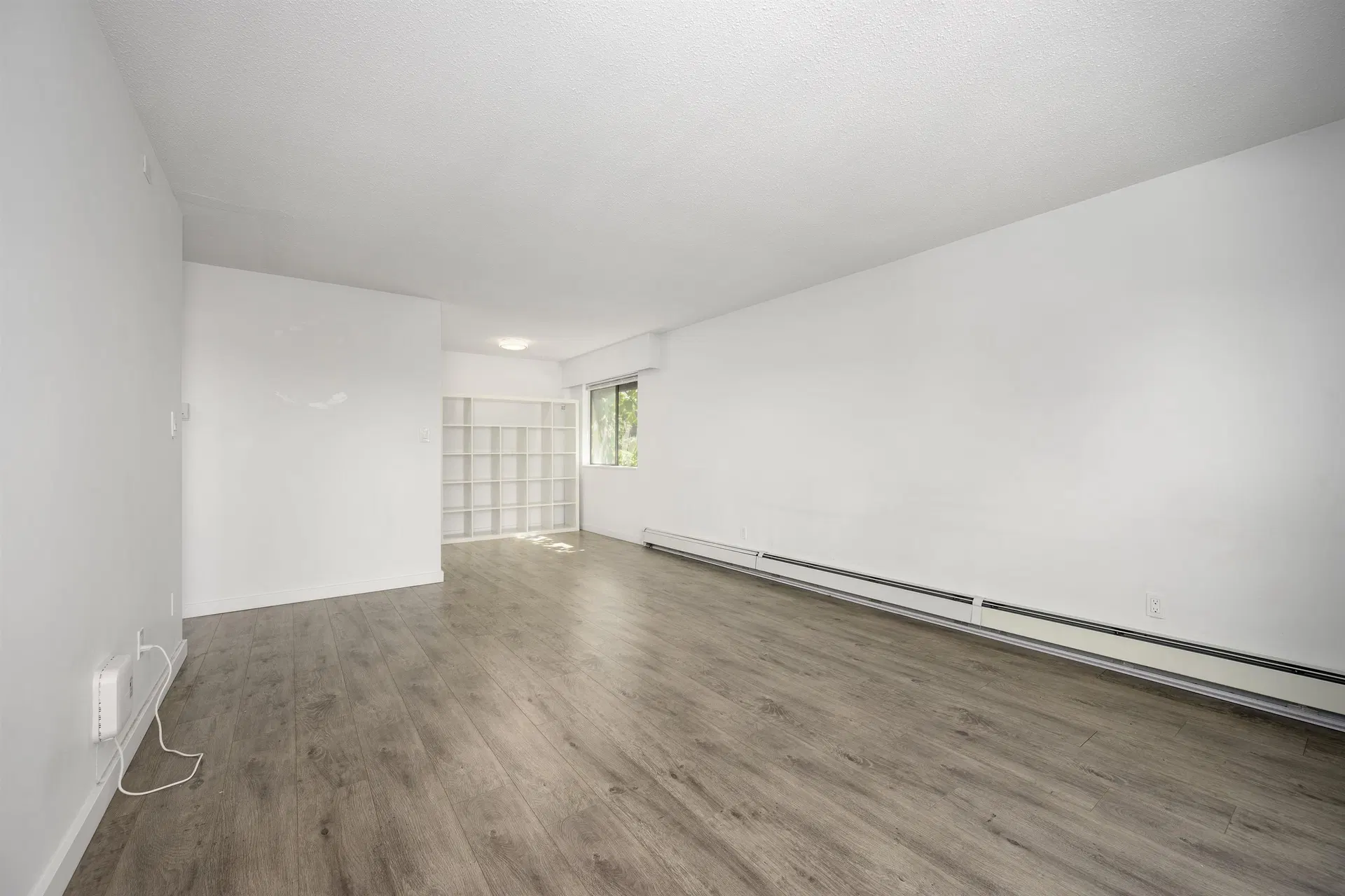 Photo 5 of 35 at #305 – 310 W 3rd Street