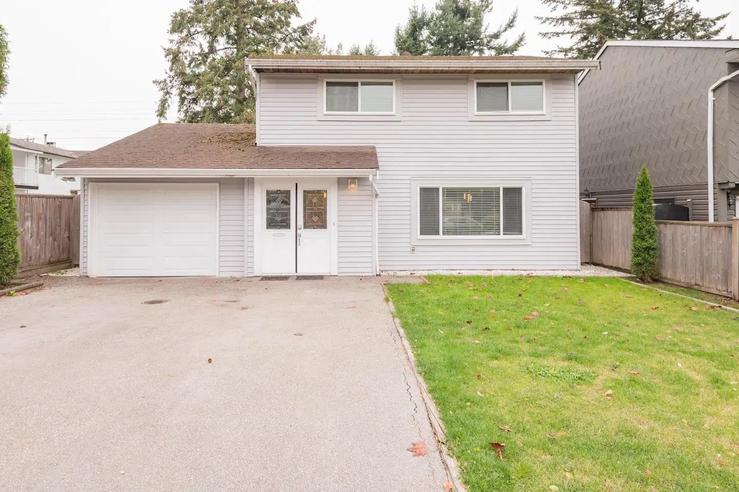 Photo 1 of 1 at 11586 Parkwood Place
