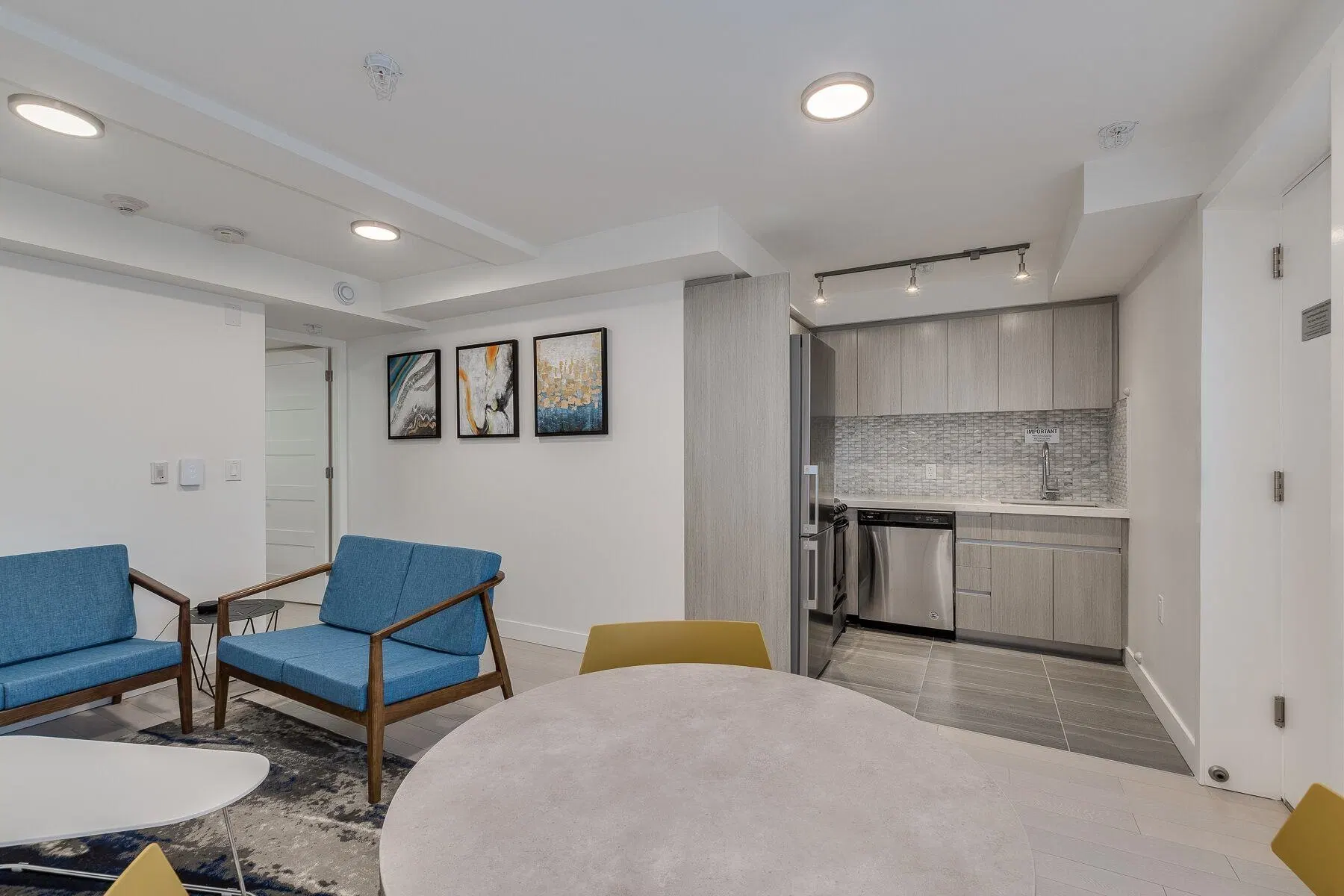 Photo 3 of 18 at 1429 Haro Street