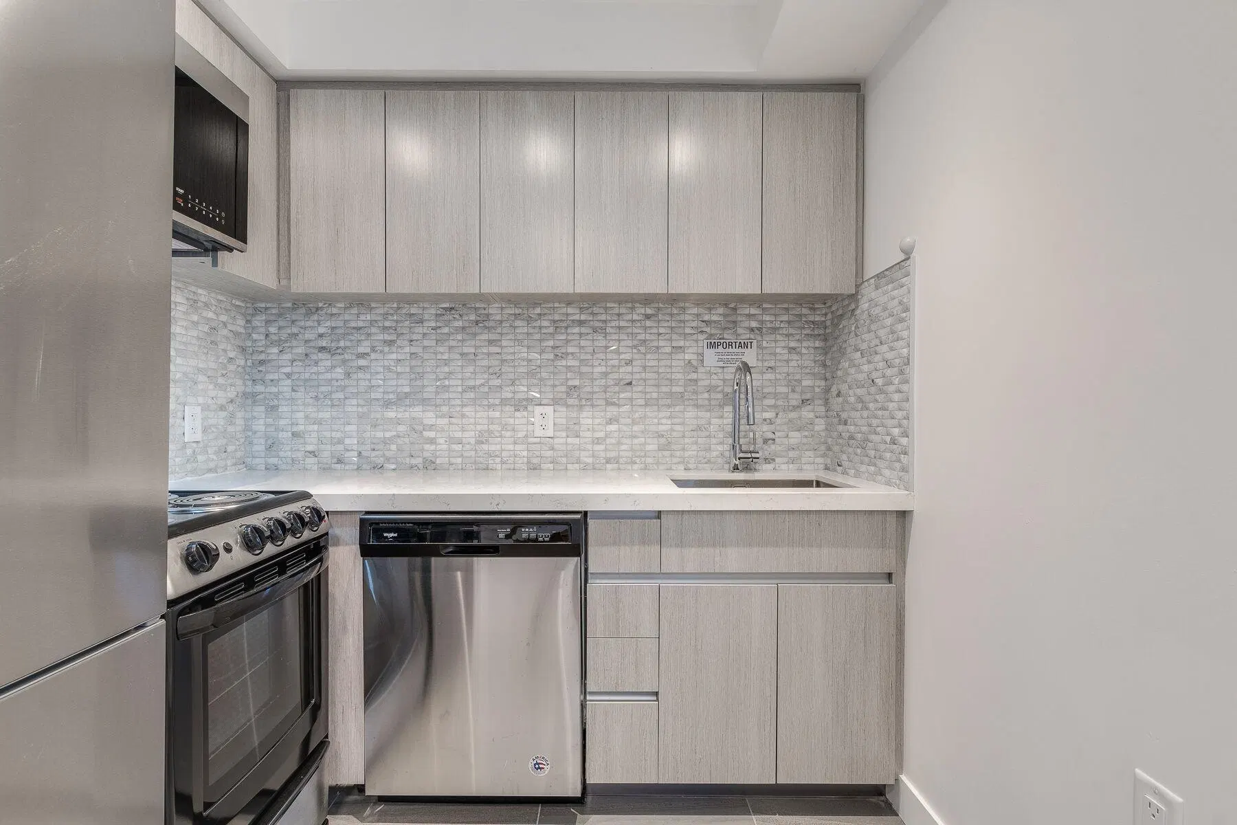 Photo 5 of 18 at 1429 Haro Street