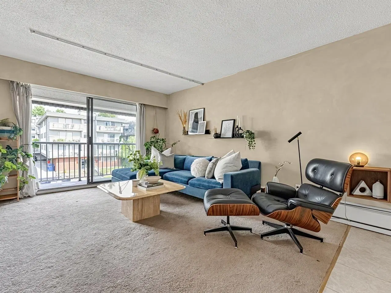 Photo 4 of 31 at #309 – 275 W 2nd Street