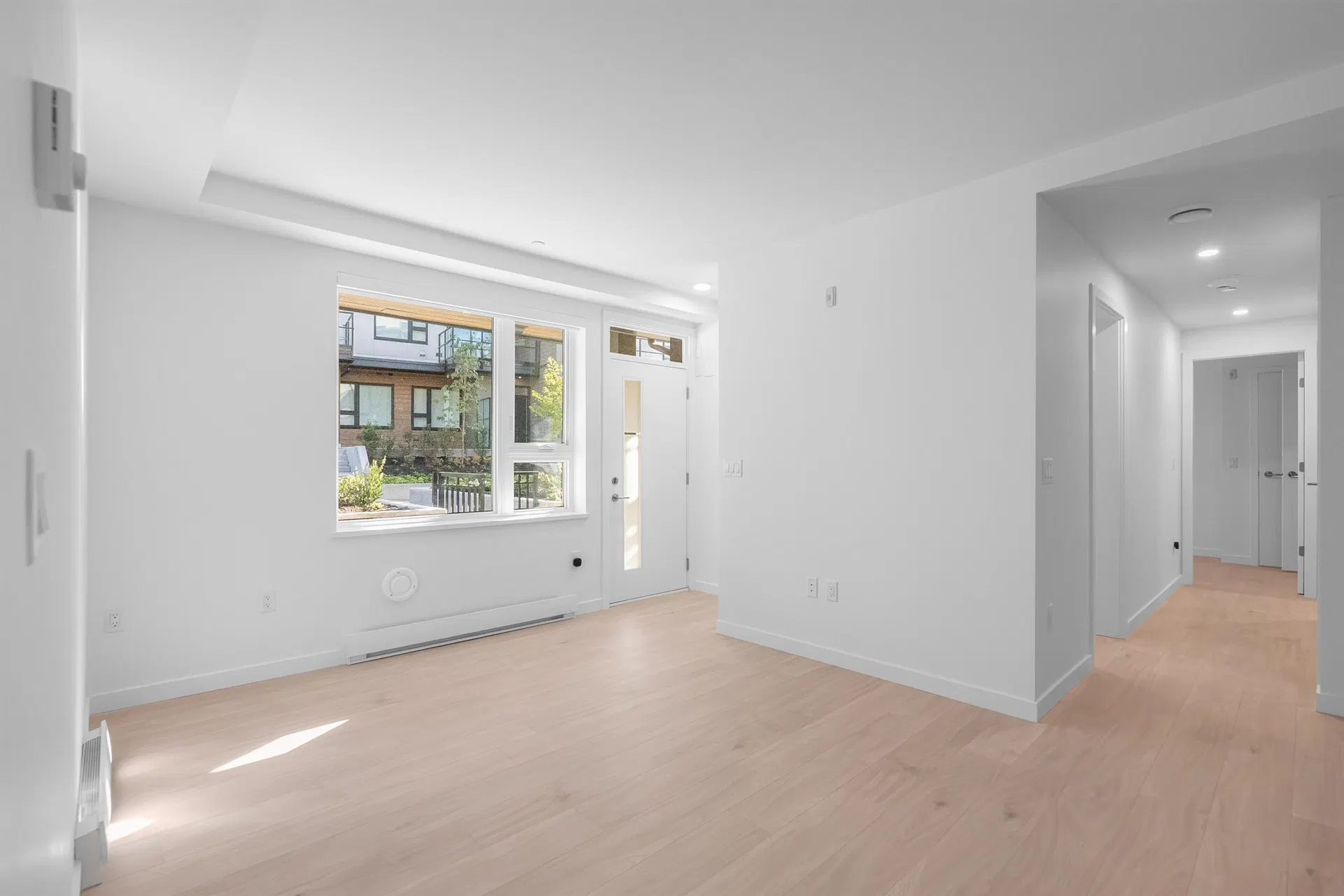 Photo 4 of 39 at #120 – 954 Lytton Street
