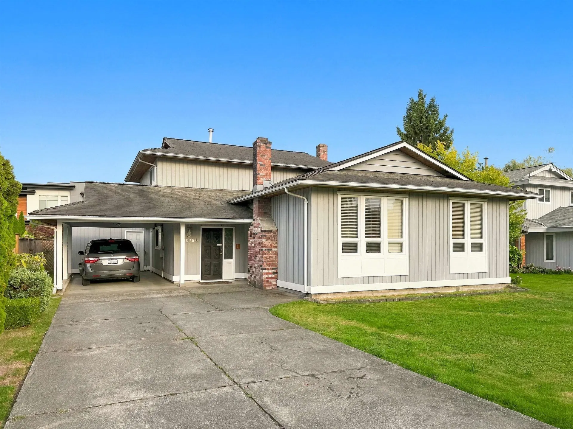 Photo 1 of 21 at 10760 Seamount Road