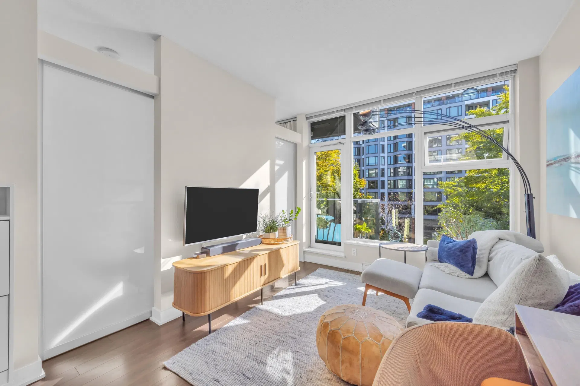 Photo 4 of 32 at #317 – 1777 W 7th Avenue