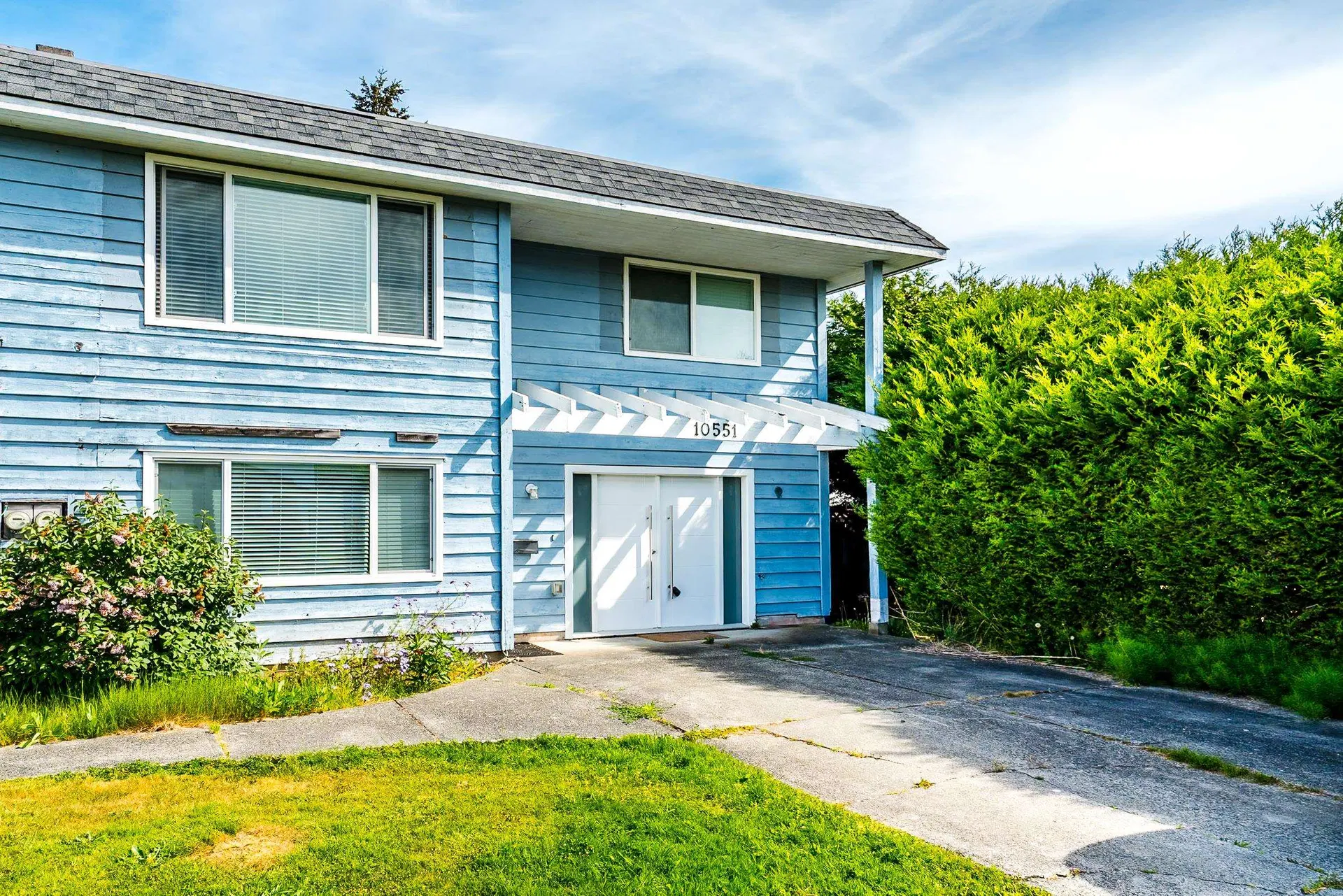 Photo 3 of 18 at 10551 Anahim Drive