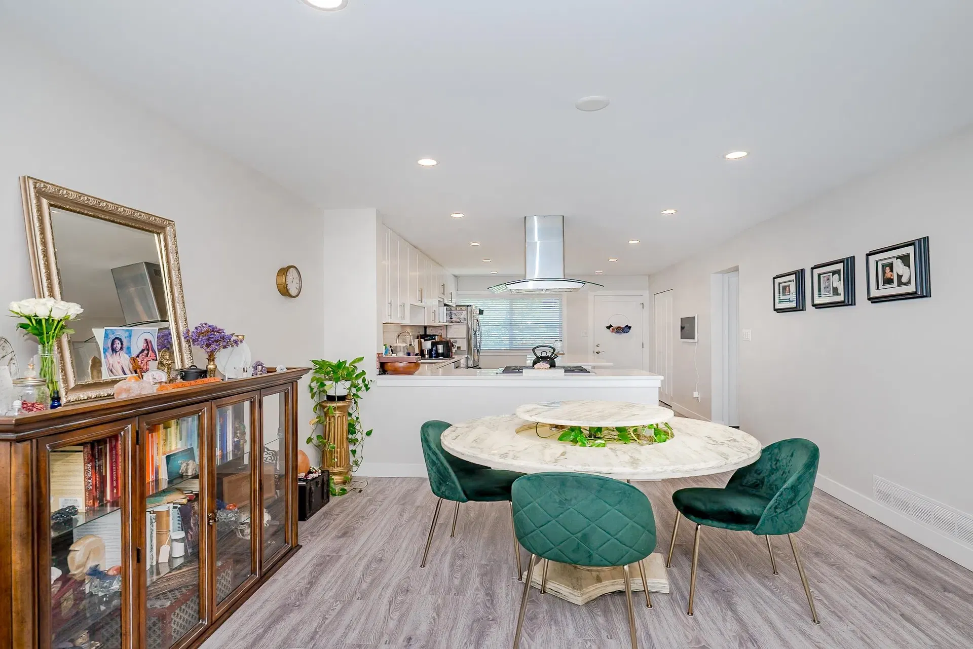 Photo 5 of 18 at 10551 Anahim Drive