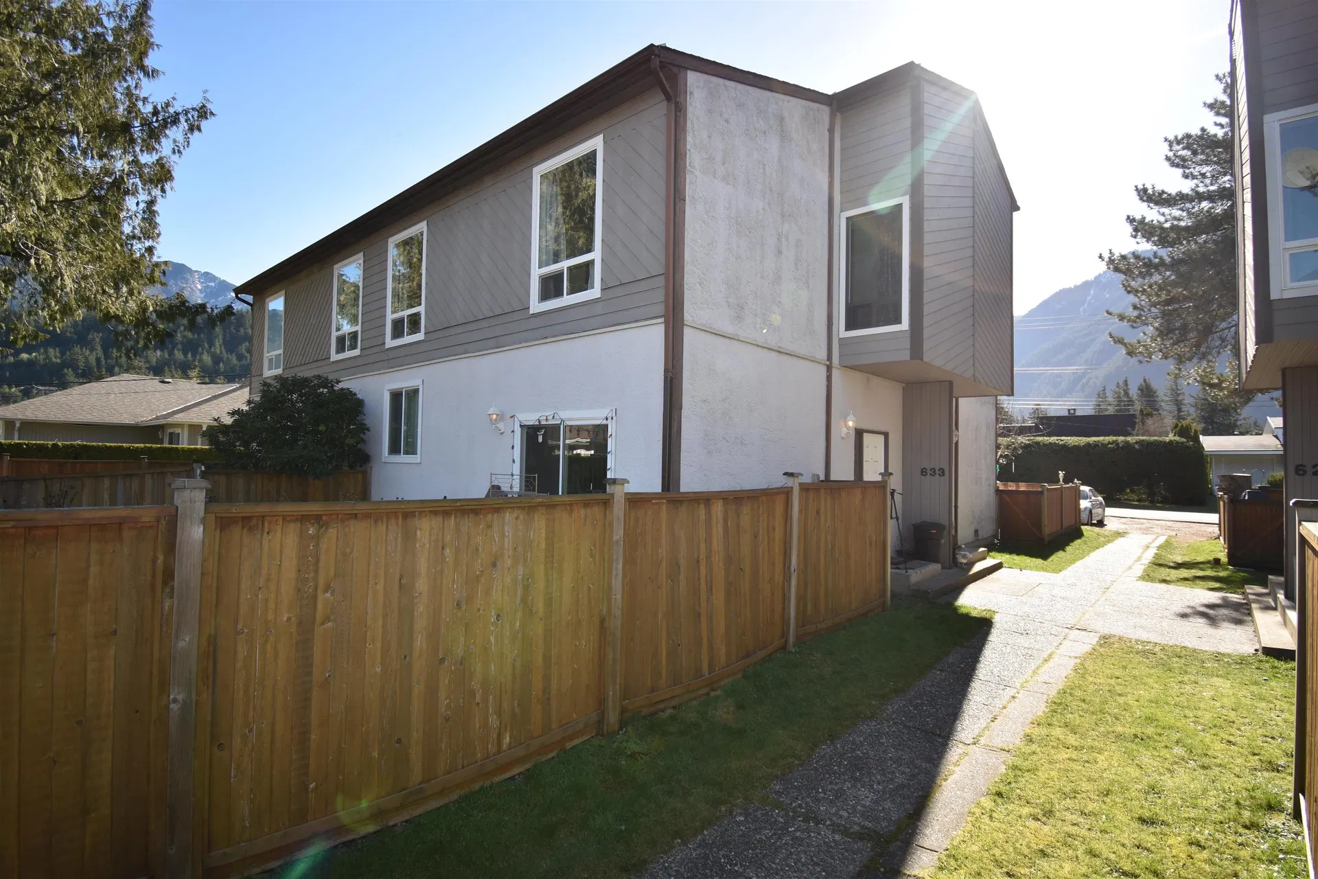 Photo 1 of 23 at 633 Douglas Street