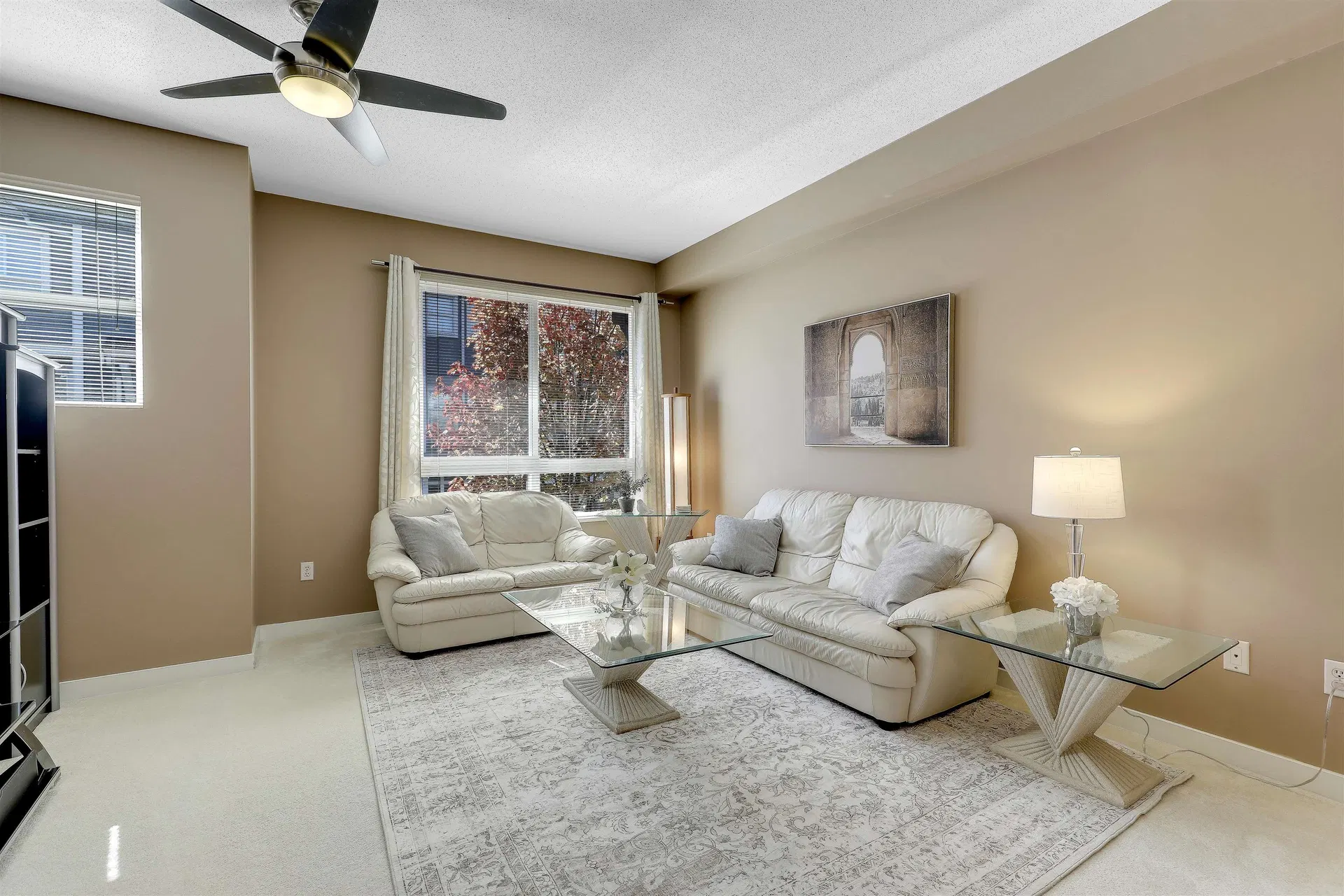 Photo 5 of 40 at #53 – 2729 158 Street