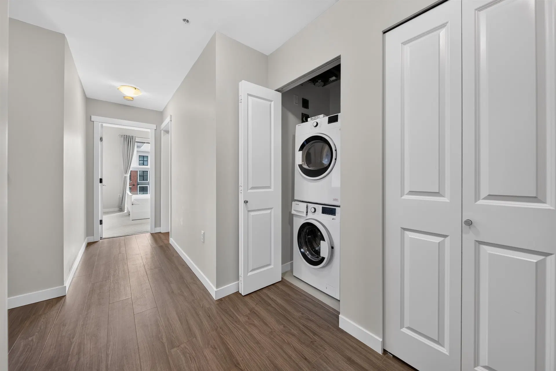 Photo 3 of 37 at #311 – 9551 Alexandra Road