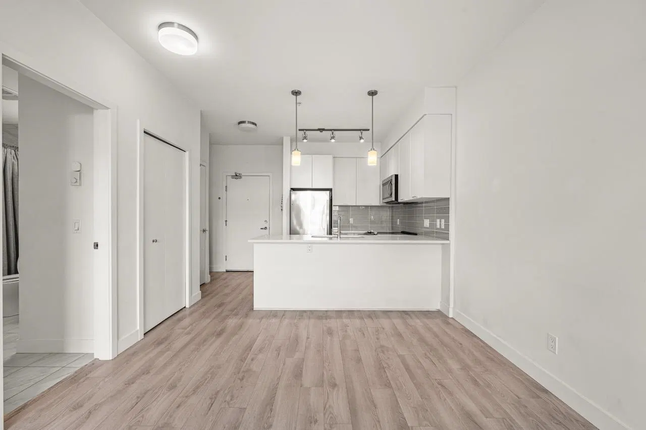 Photo 5 of 25 at #312 – 828 Gauthier Avenue