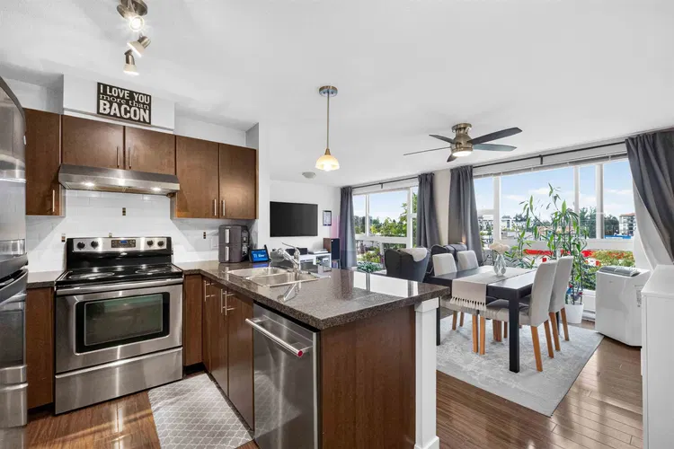 Photo 5 of 38 at #403 – 12075 228 Street
