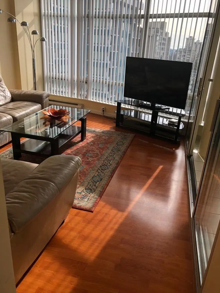 Photo 3 of 17 at #1403 – 1288 Alberni Street