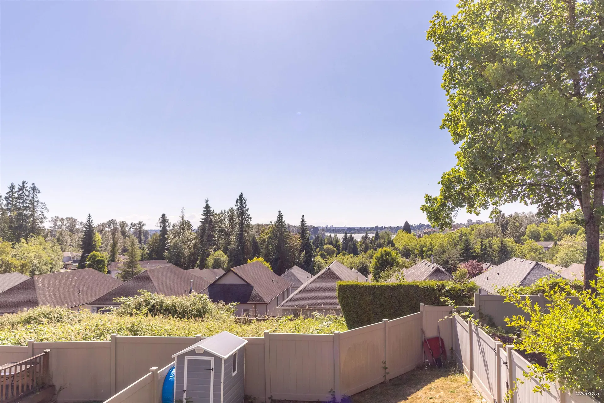 Photo 4 of 27 at #3 – 11464 Fisher Street