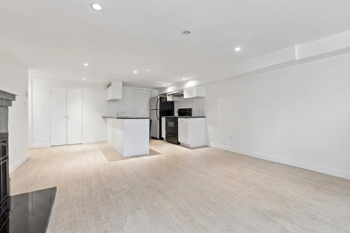 Photo 4 of 22 at Basement Suite – 2843 W 49th Ave
