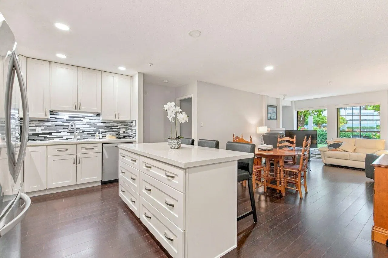 Photo 4 of 26 at #113 – 2978 Burlington Drive