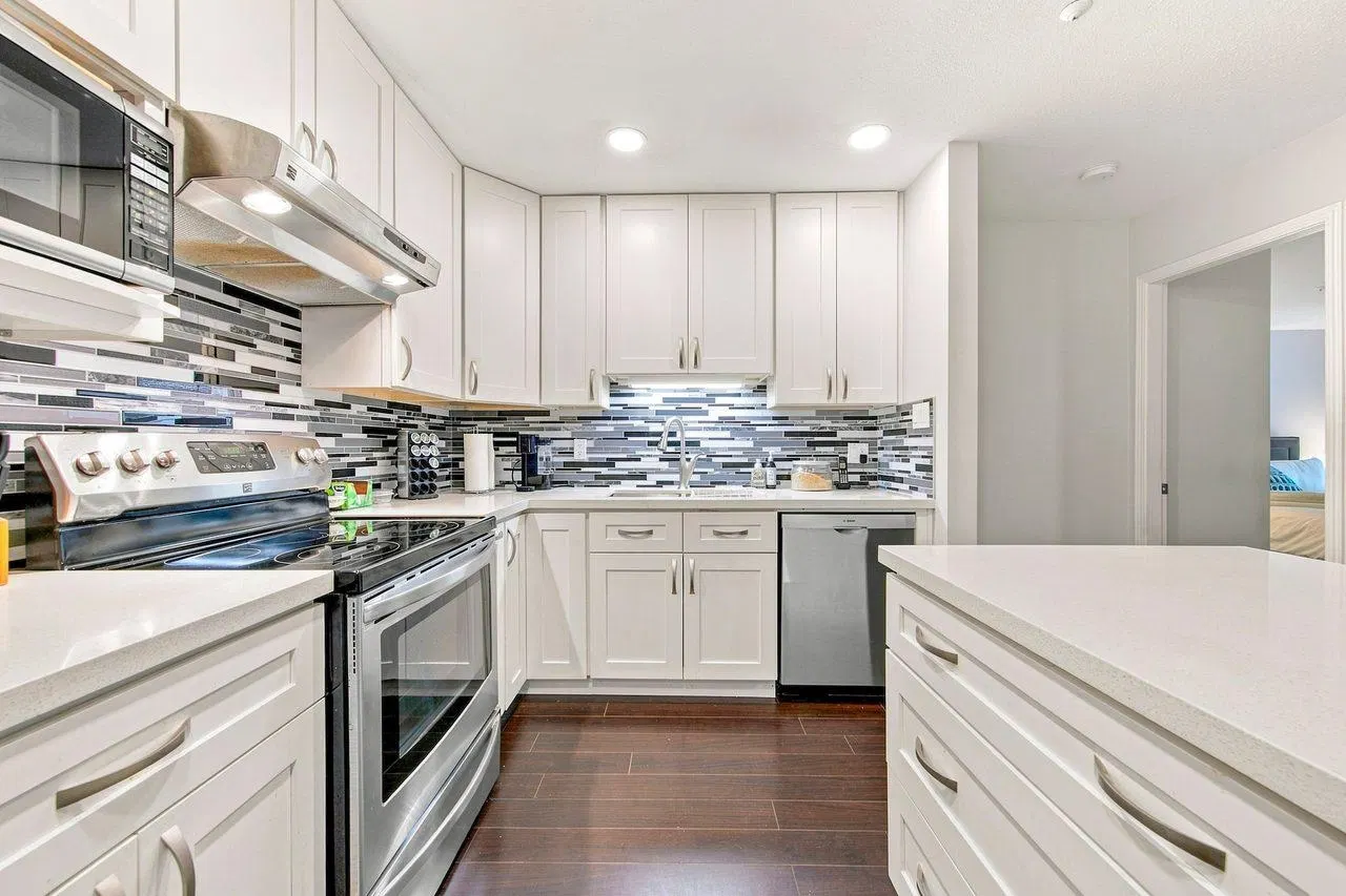 Photo 5 of 26 at #113 – 2978 Burlington Drive