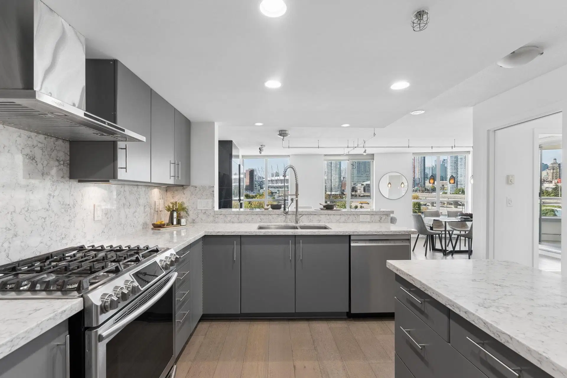 #506 – 120 Milross Avenue