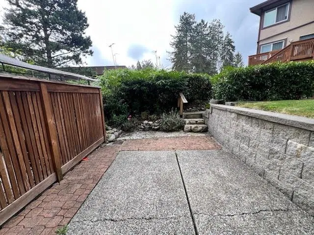 Photo 4 of 14 at #2 – 314 Highland Way