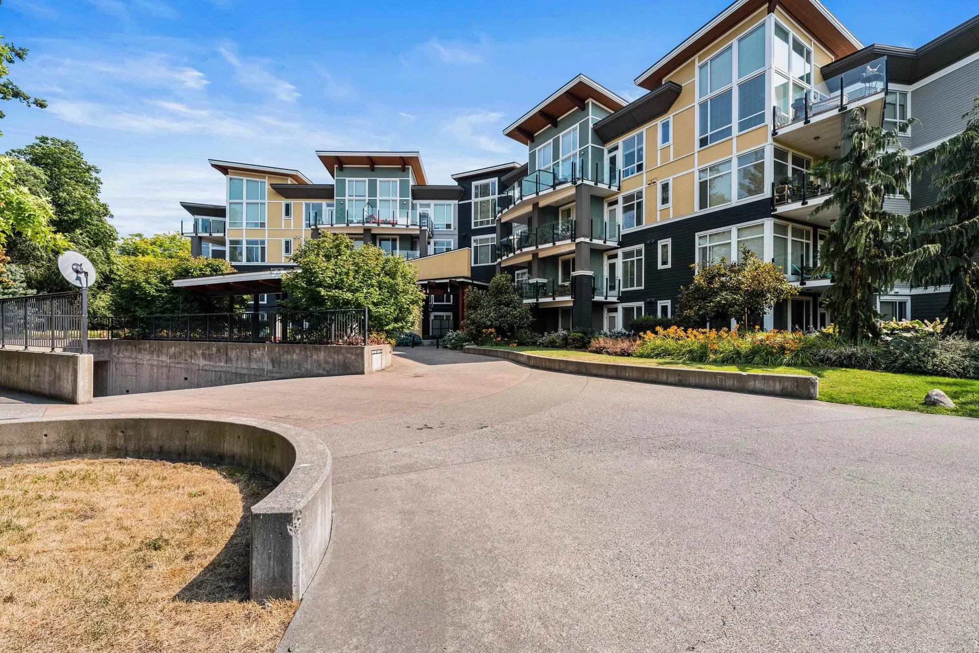 Photo 1 of 37 at #204 – 45389 Chehalis Drive