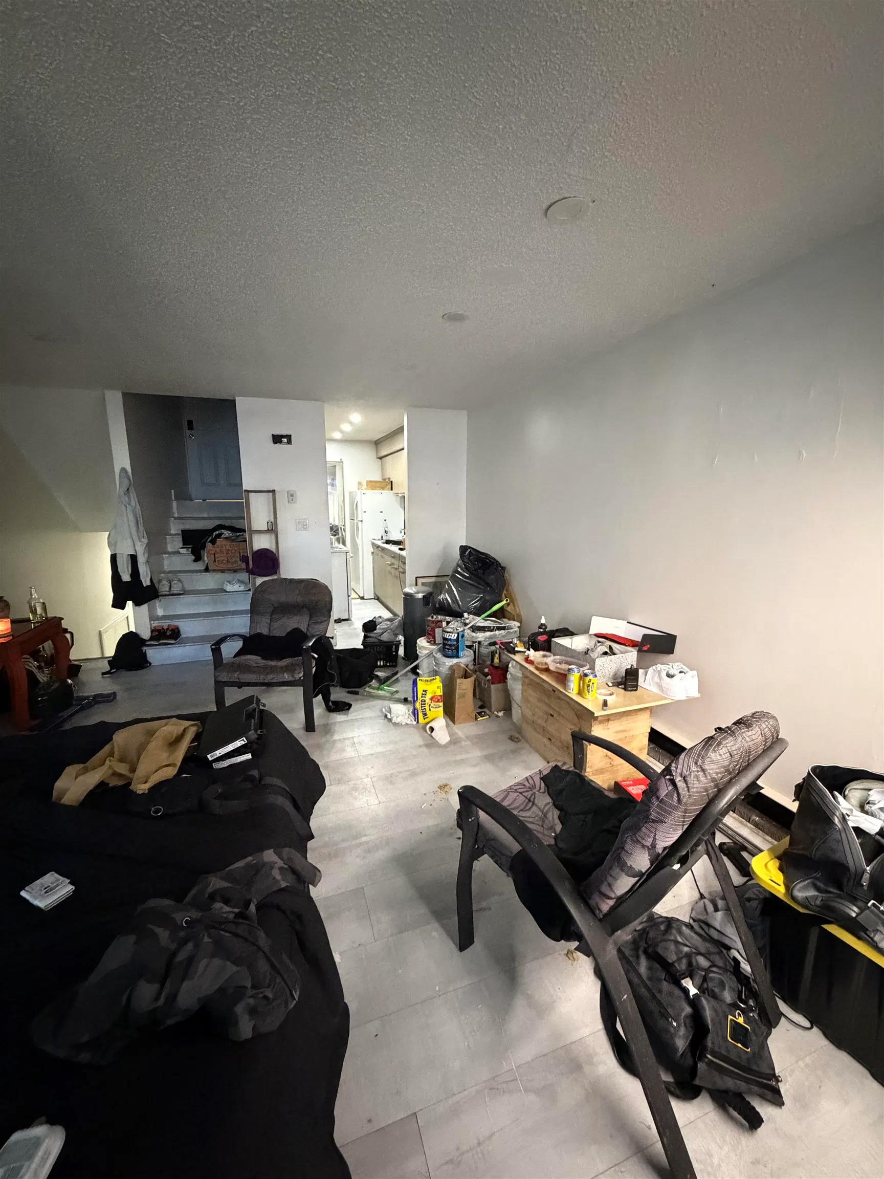 Photo 3 of 7 at #10 – 17700 60 Avenue