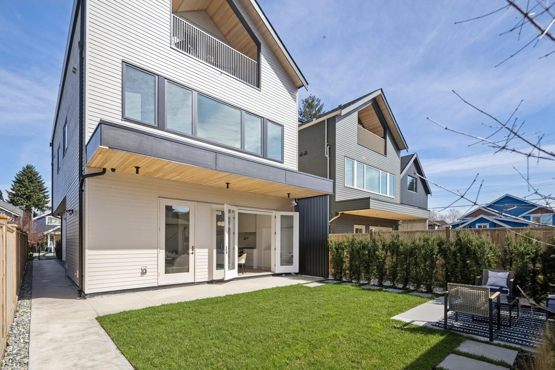 Photo 2 of 40 at #2 – 3648 W 20th Avenue