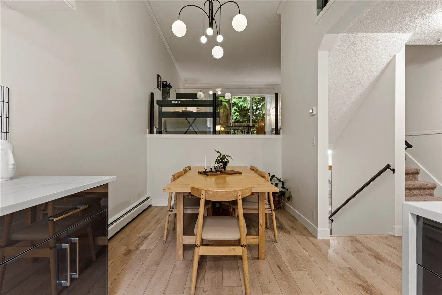 Photo 1 of 37 at #4 – 33293 E Bourquin Crescent