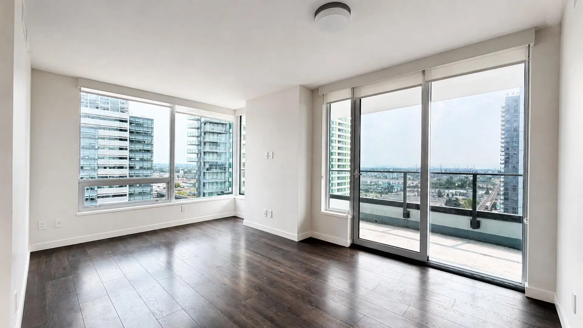 Photo 3 of 19 at #1608 – 8189 Cambie Street