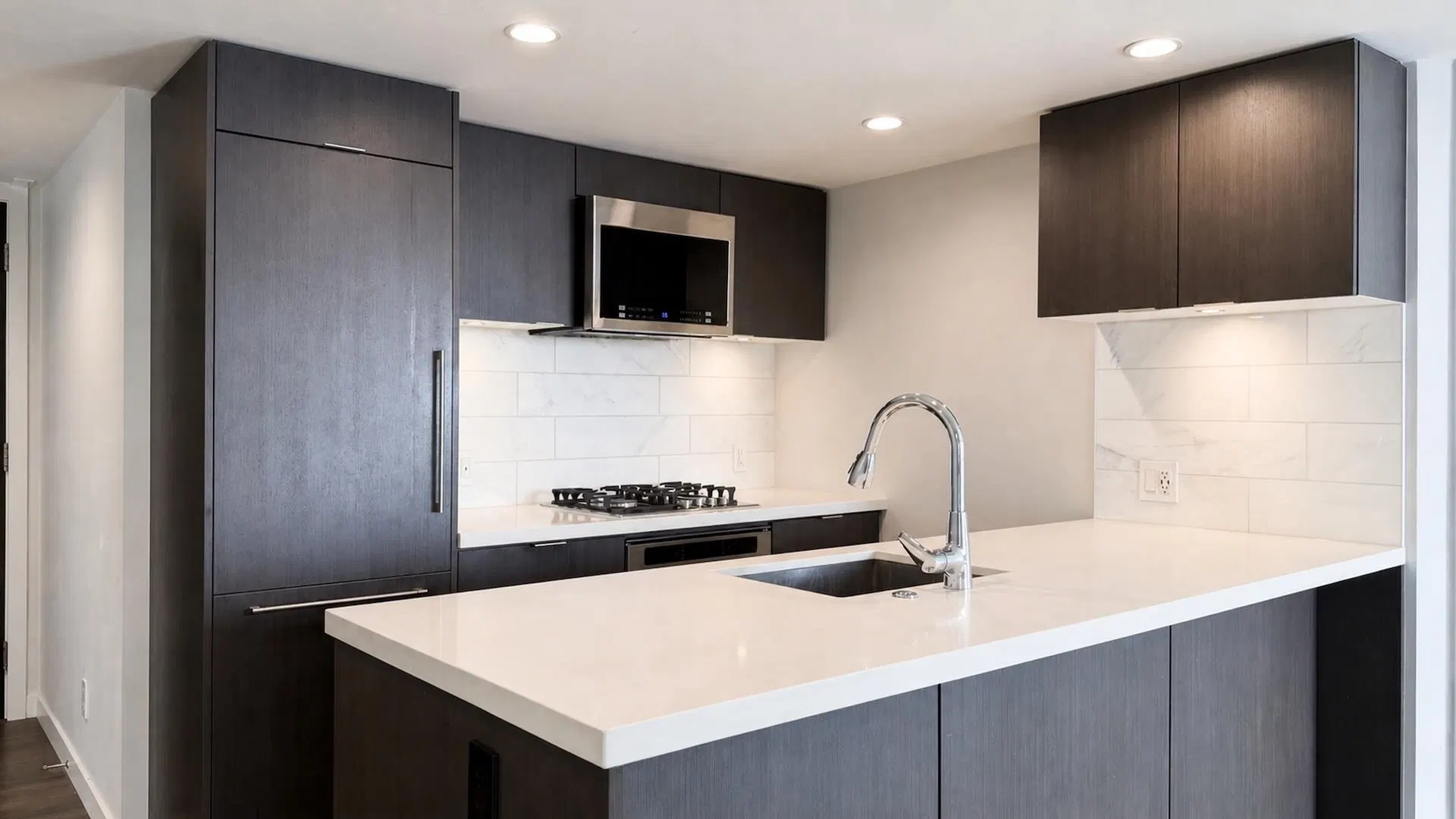Photo 5 of 19 at #1608 – 8189 Cambie Street