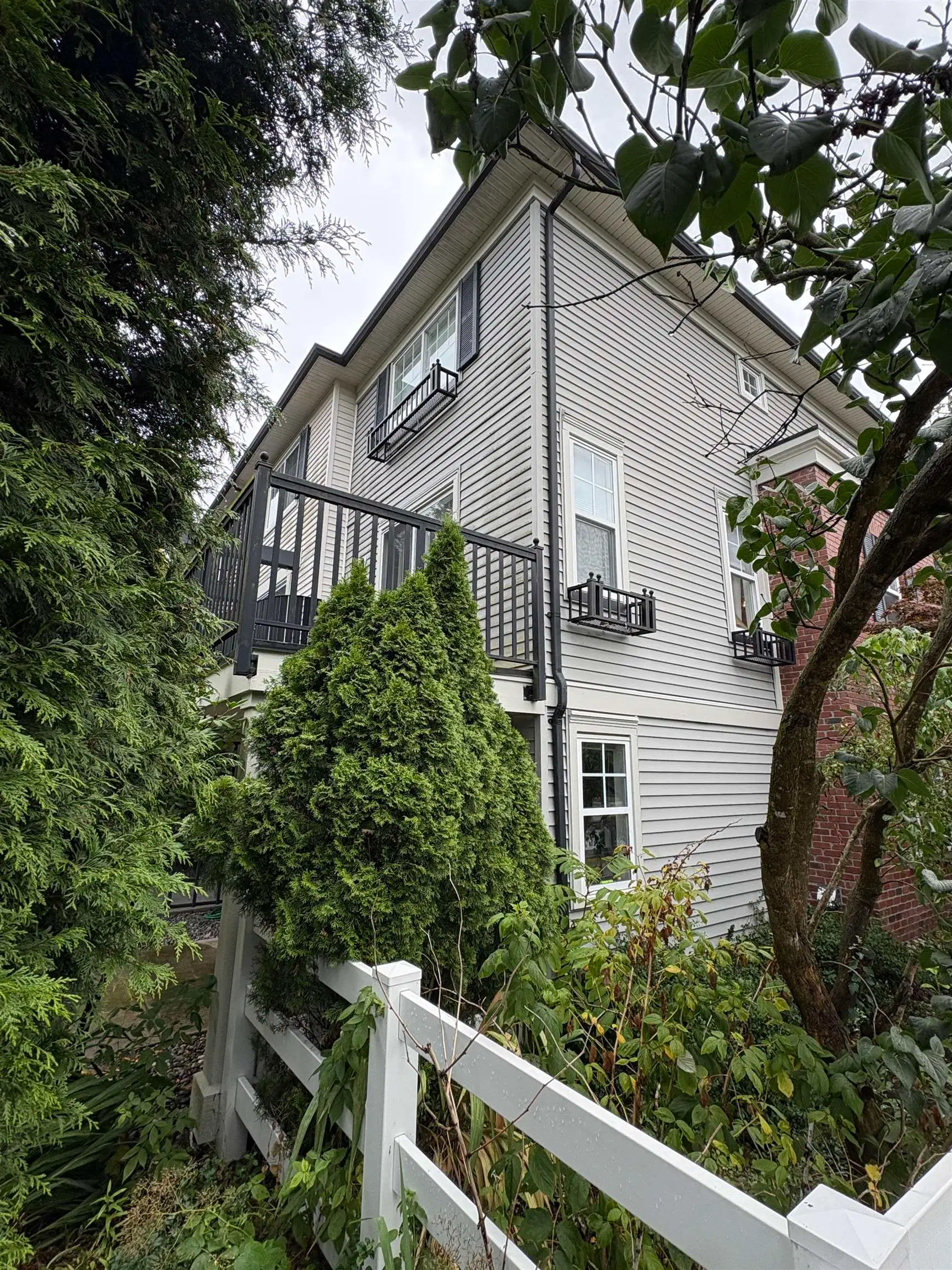 #11 – 2495 Davies Avenue