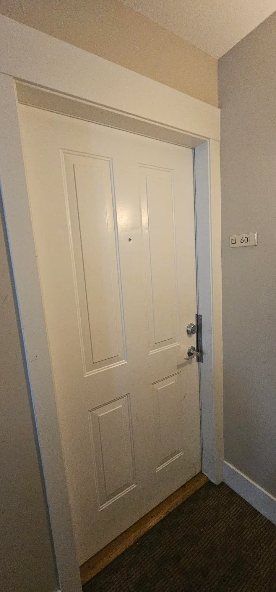 Photo 3 of 16 at #601 – 5380 Oben Street