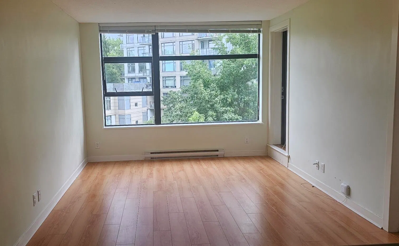 Photo 5 of 16 at #601 – 5380 Oben Street