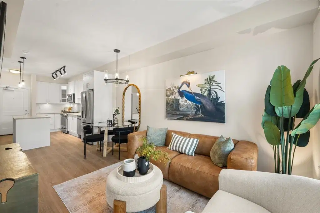 #307 – 11063 Ravine Road