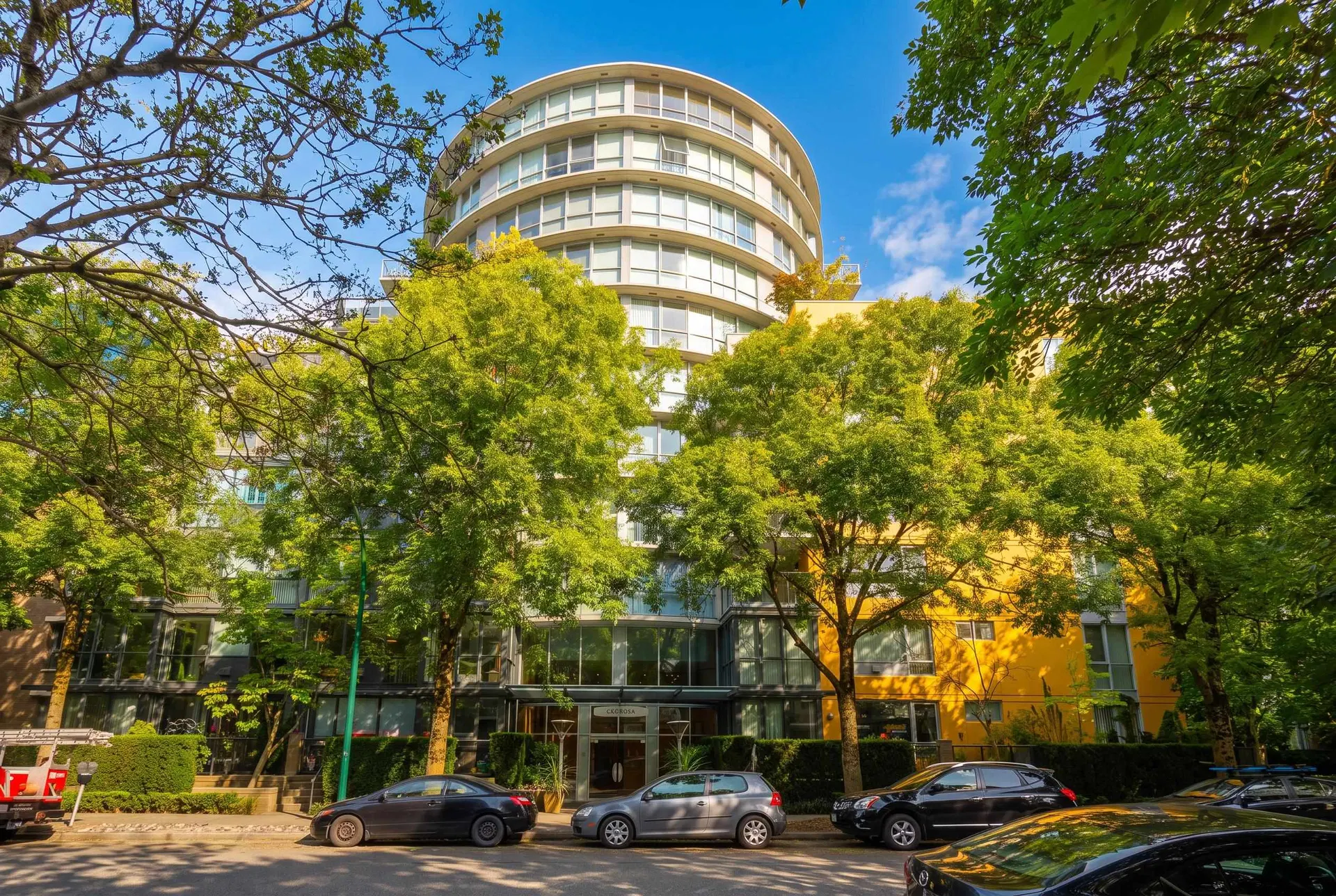Photo 1 of 34 at #401 – 1485 W 6th Avenue