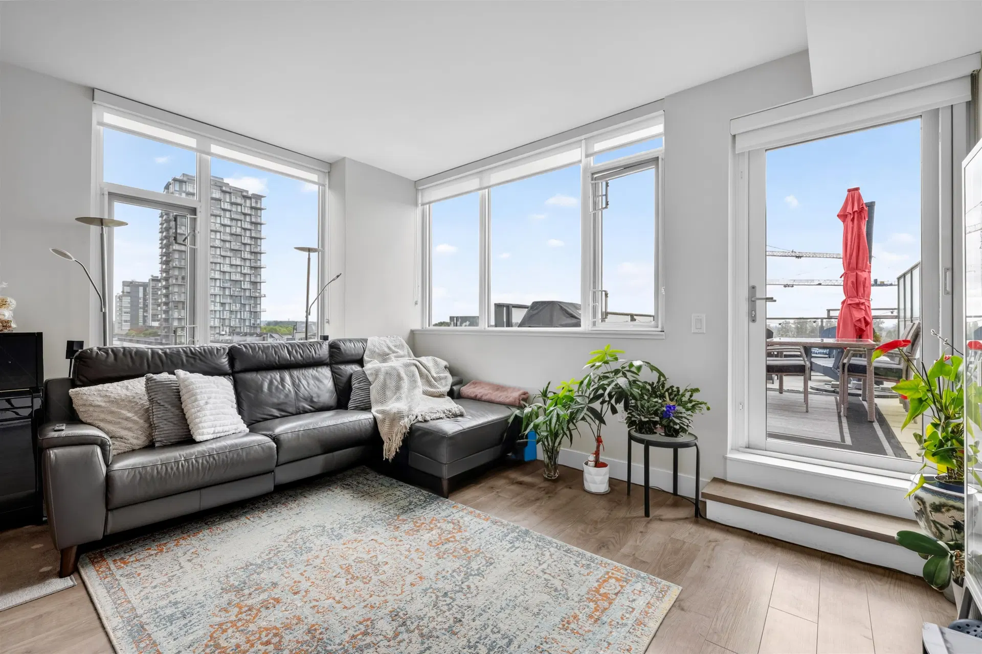 Photo 3 of 31 at #702 – 3451 Sawmill Crescent