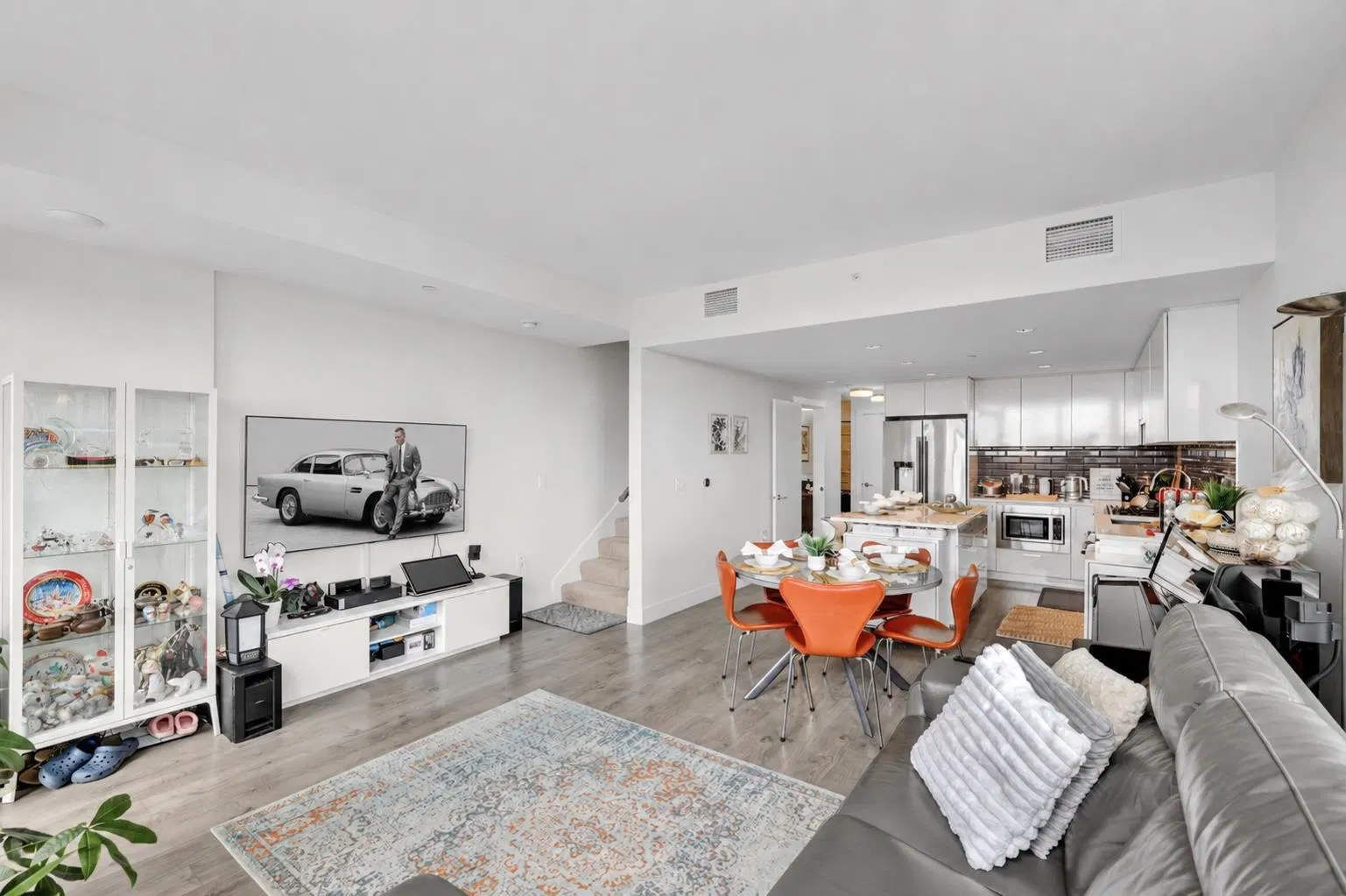 Photo 4 of 31 at #702 – 3451 Sawmill Crescent