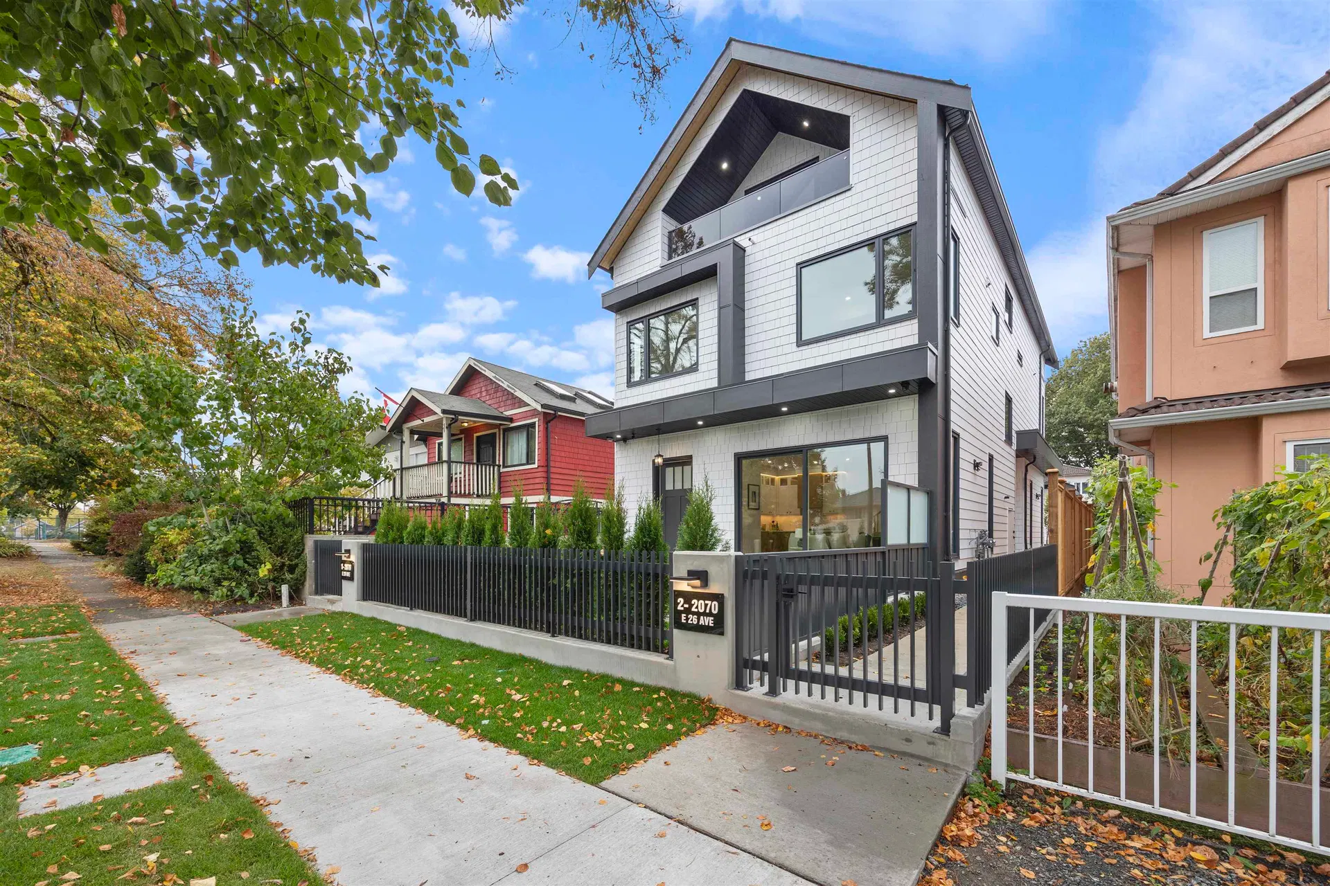 #2 – 2070 26th Avenue