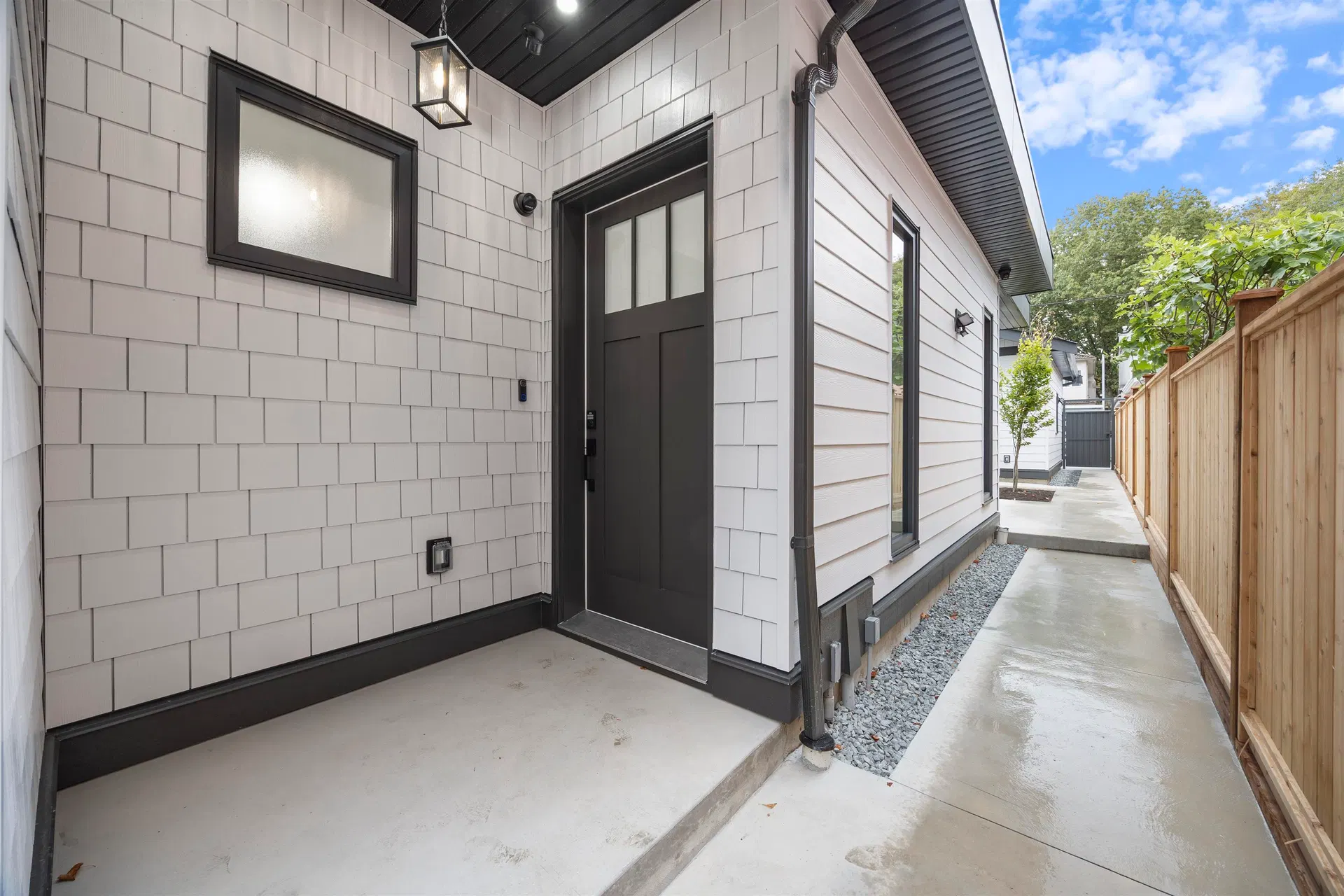 Photo 2 of 32 at #2 – 2070 E 26th Avenue