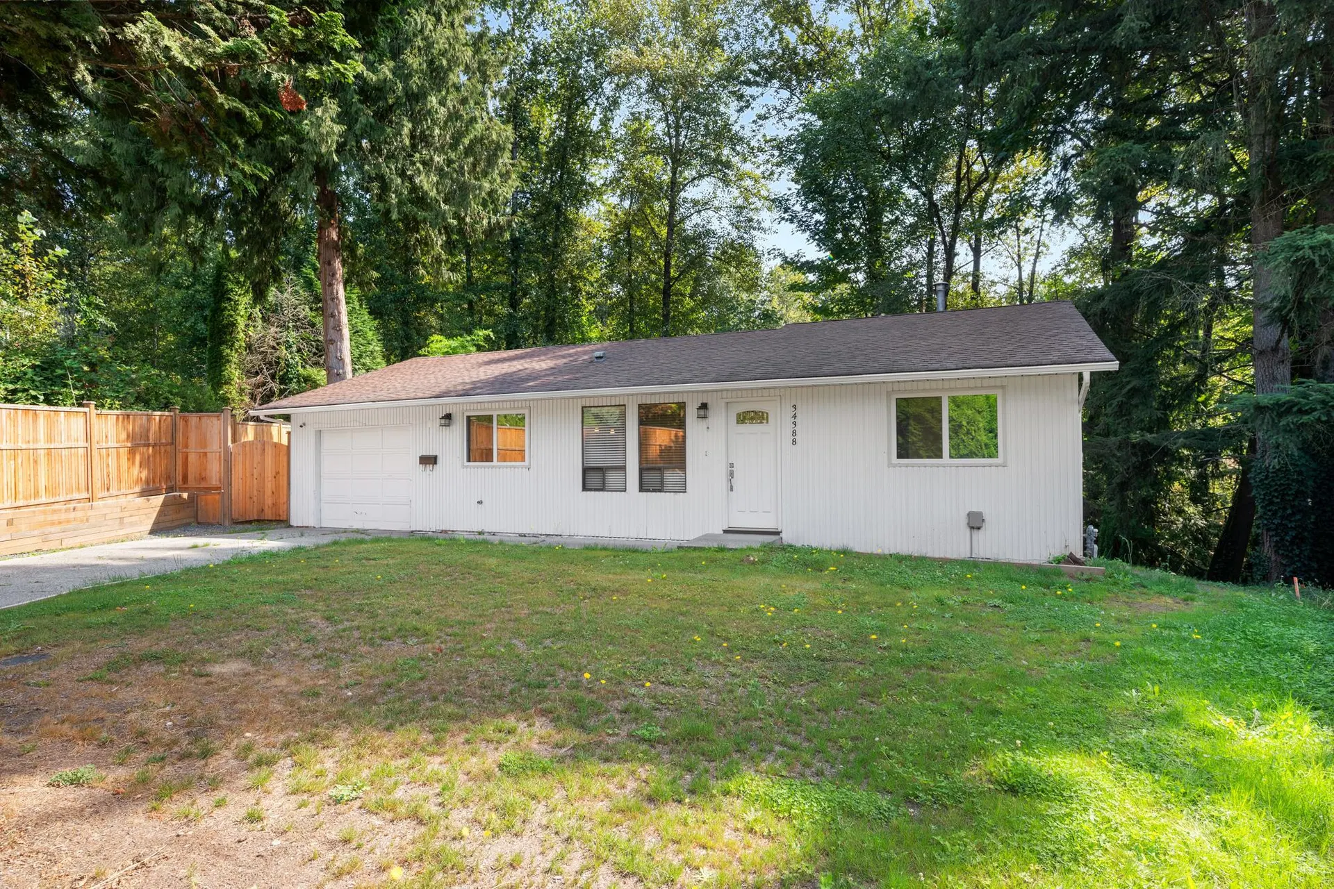 Photo 2 of 30 at 34388 Russet Place