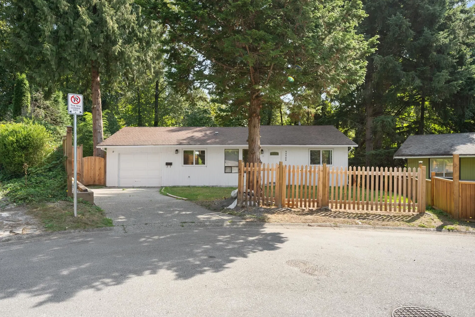 Photo 3 of 30 at 34388 Russet Place