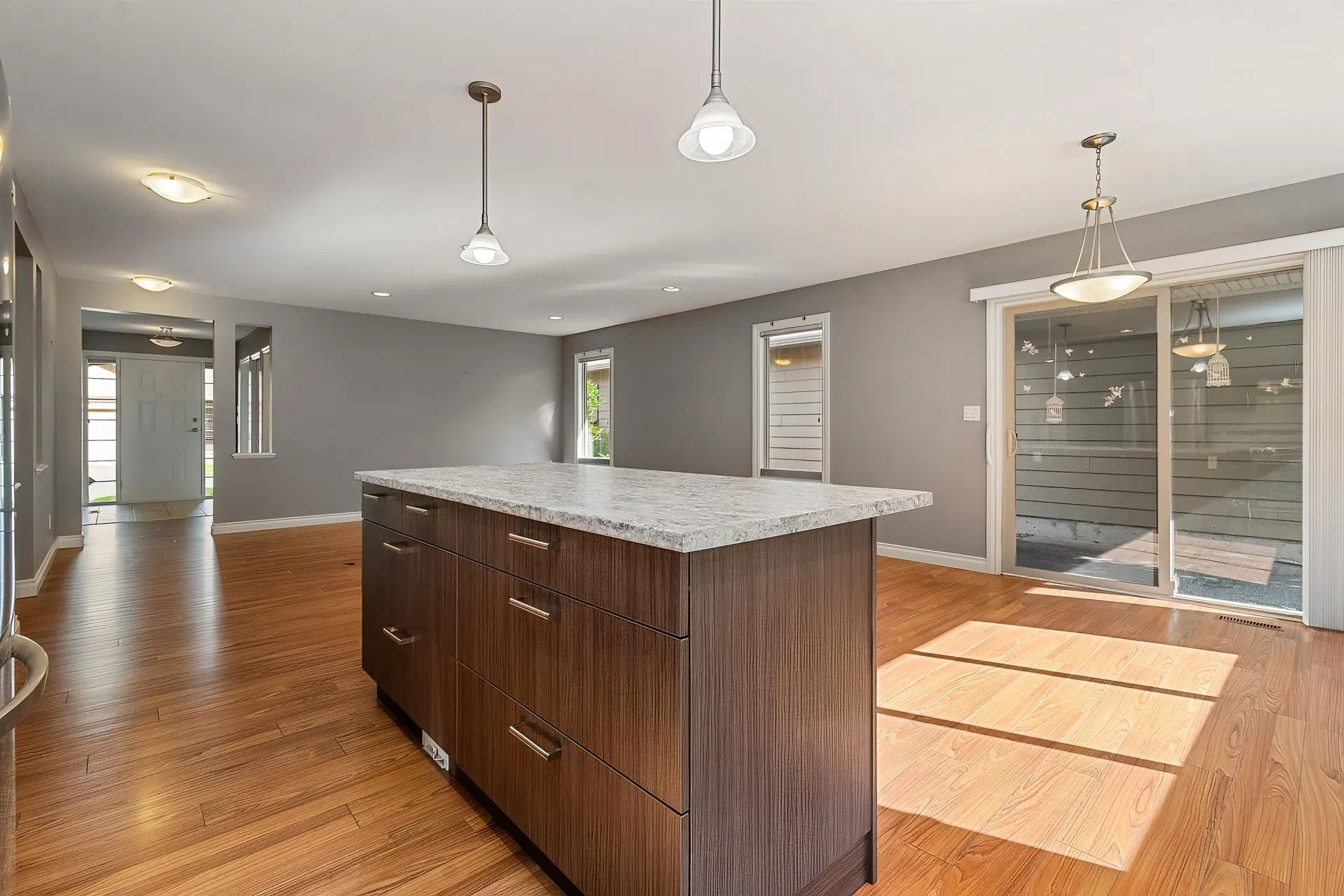 Photo 4 of 29 at #96 – 46000 Thomas Road