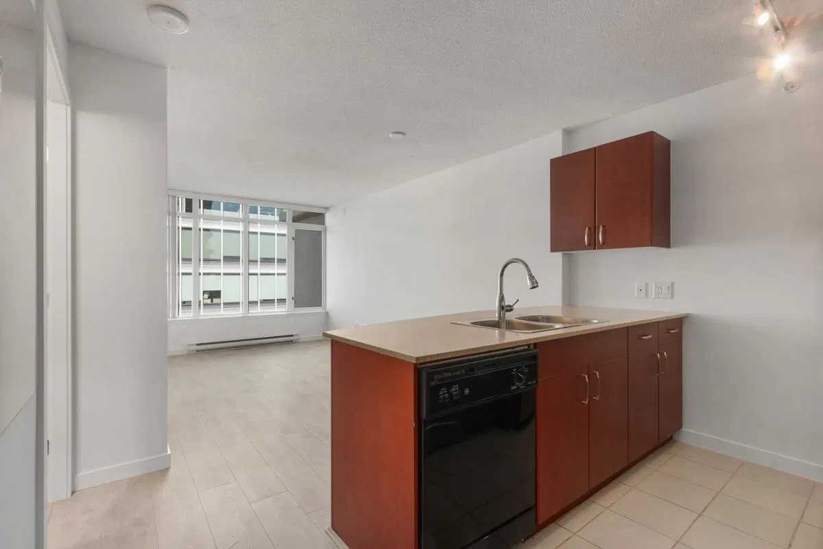 Photo 1 of 20 at #2606 – 610 Granville Street