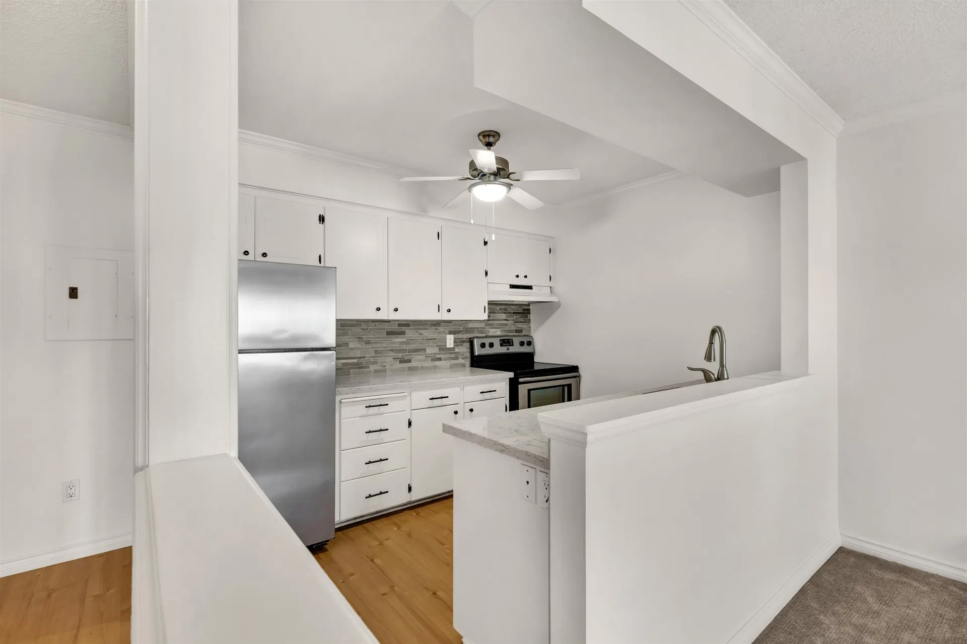 Photo 3 of 26 at #304 – 120 W 17th Street