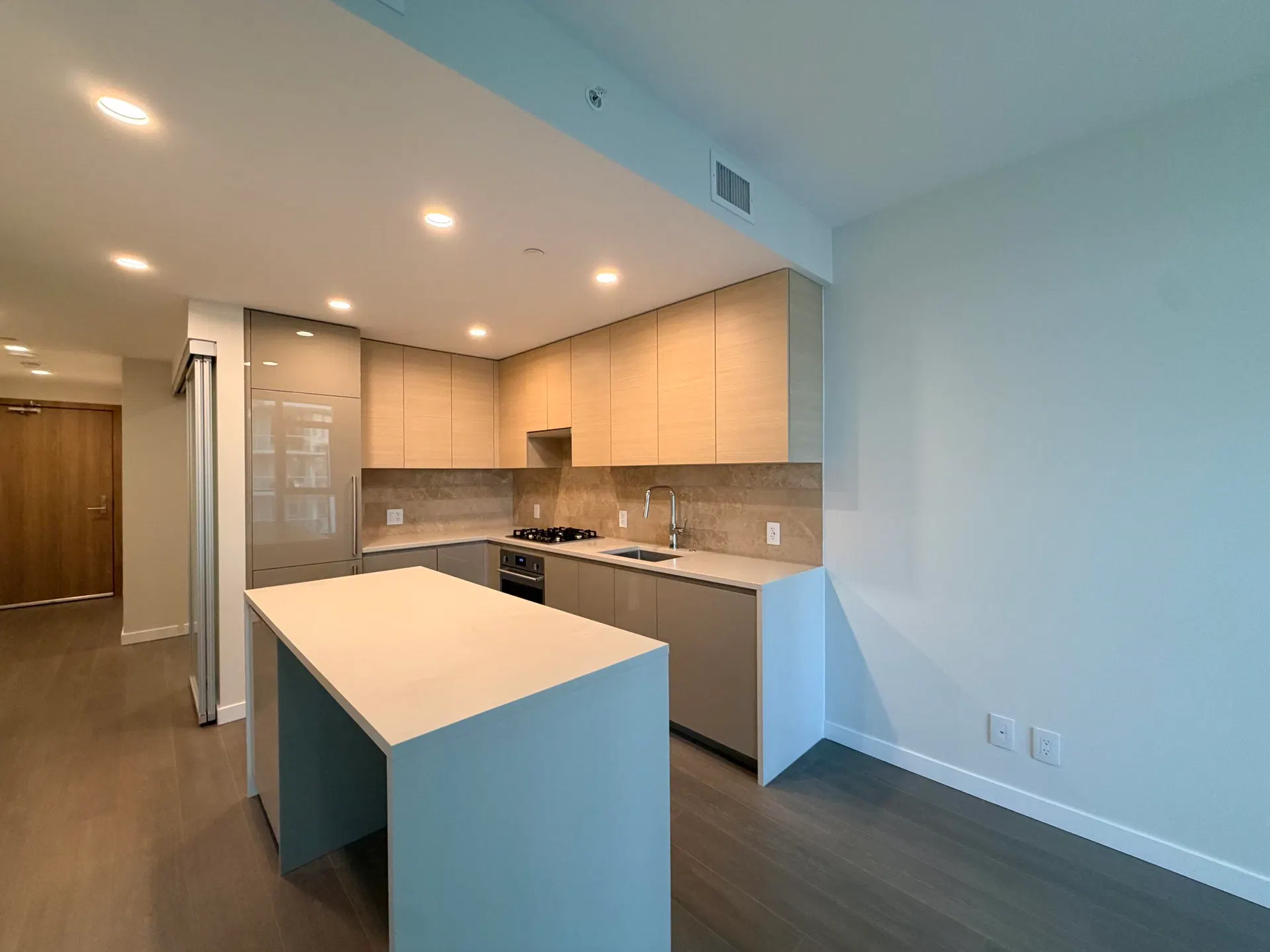 Photo 2 of 14 at #3903 – 2108 Gilmore Avenue