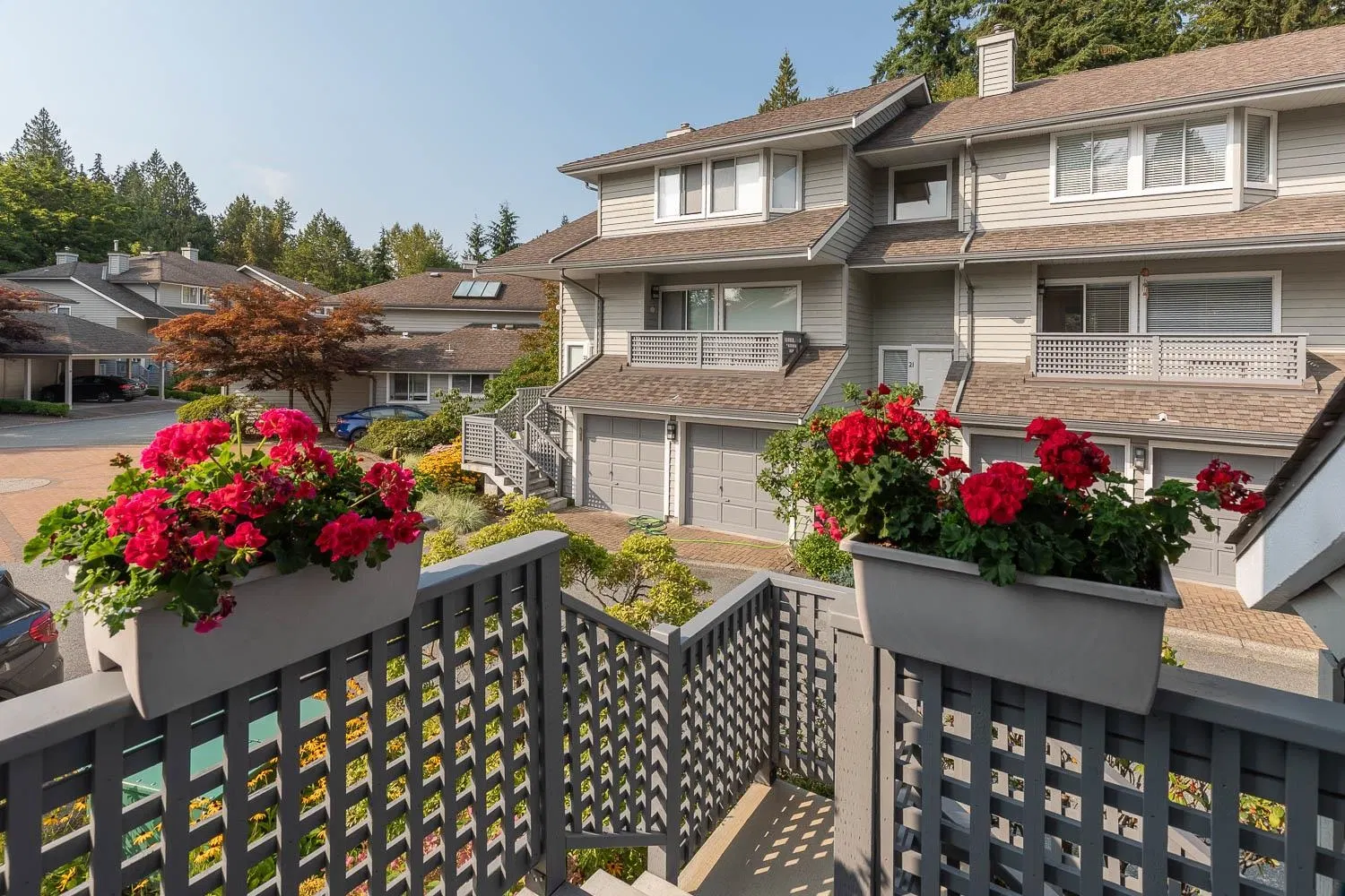 Photo 4 of 40 at #5 – 3634 Garibaldi Drive
