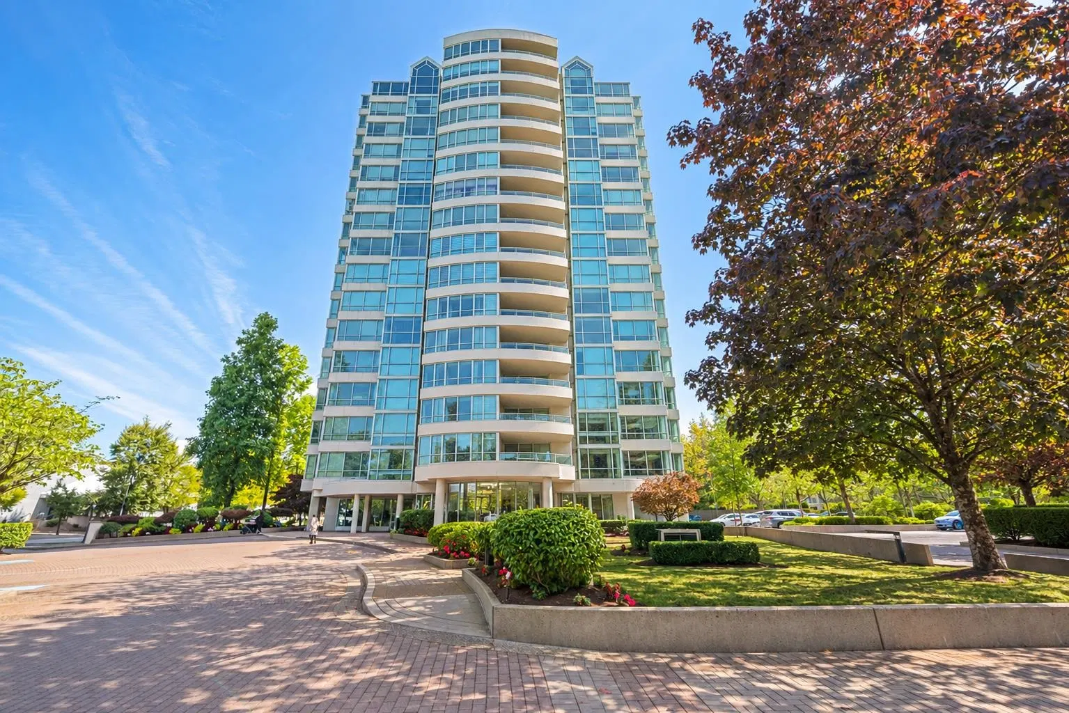 #901 – 15038 101 Avenue