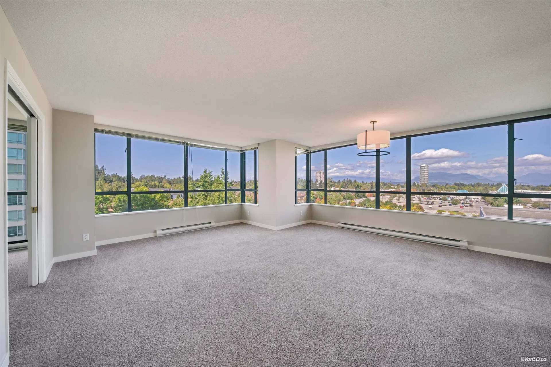 Photo 5 of 40 at #901 – 15038 101 Avenue