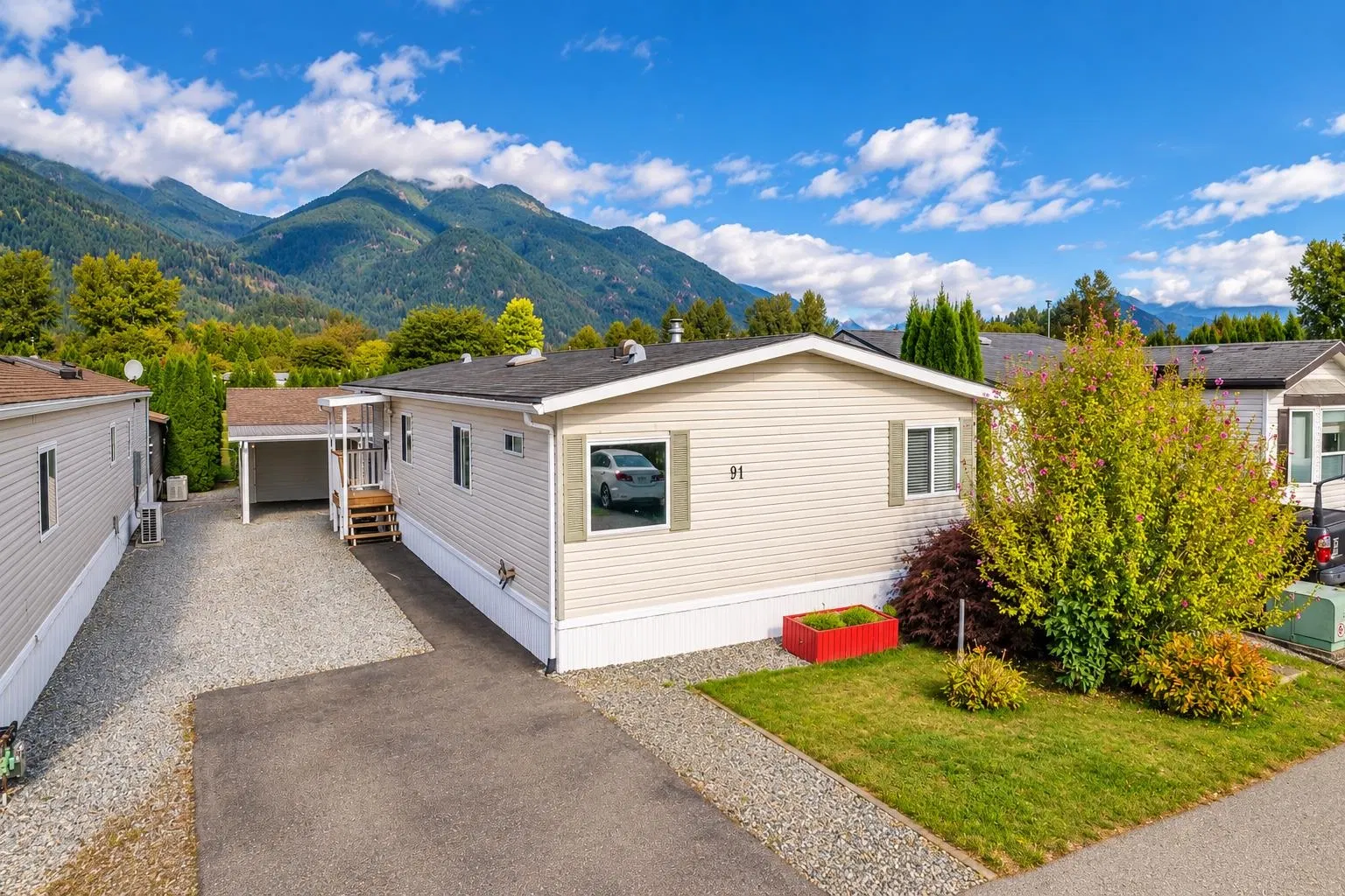 #91 – 41168 Lougheed Highway